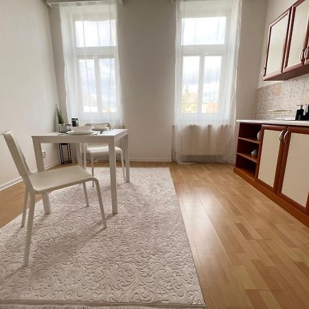 Shelby Apartment Кошице Екстер'єр фото