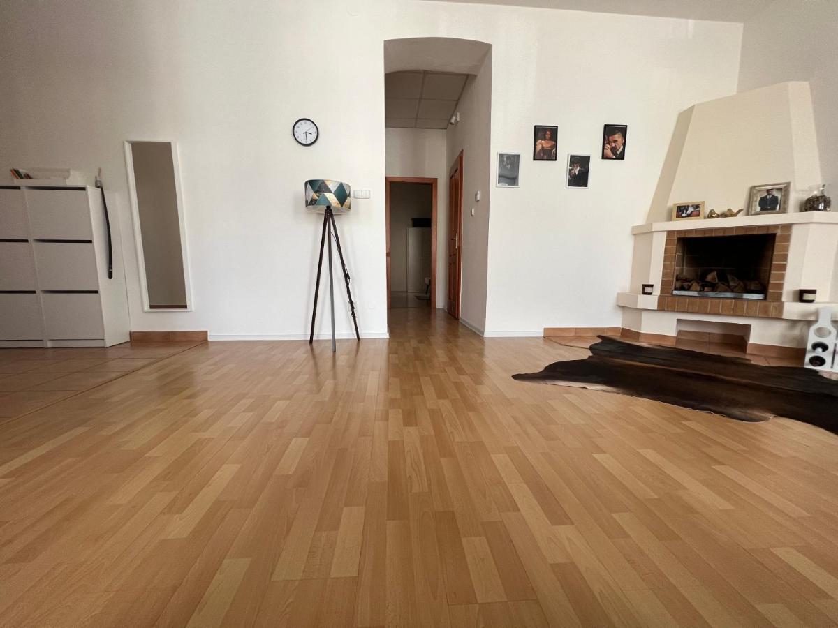 Shelby Apartment Кошице Екстер'єр фото
